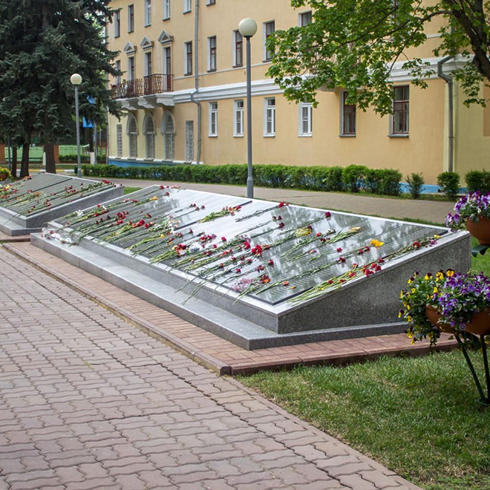 Мемориал «Вечный огонь» (г. Воскресенск) | Новые плиты с именами героев Фото - Мемориал «Вечный огонь» (г. Воскресенск) | Новые плиты с именами героев